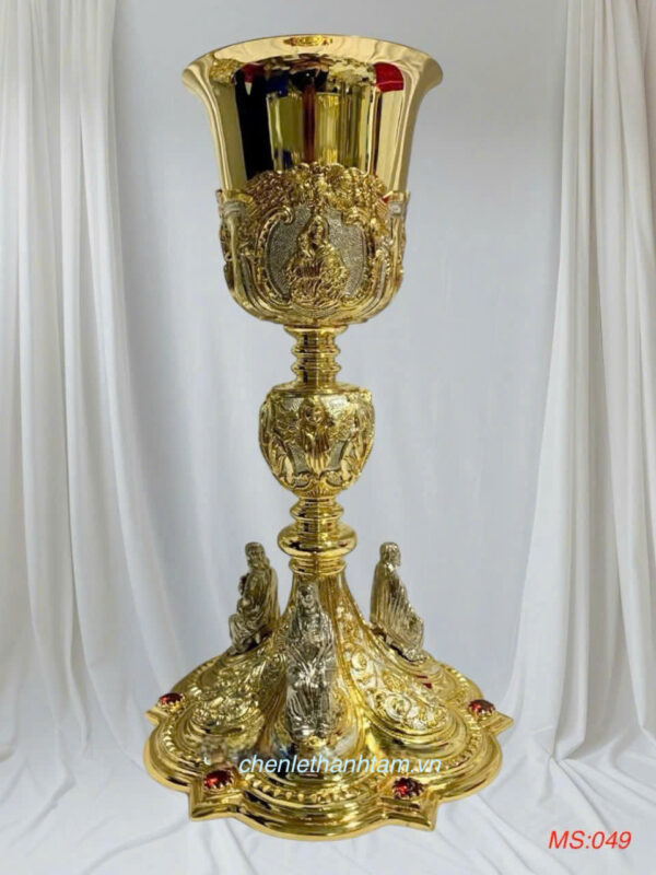 Chén Lễ 3 Thánh Ngồi-CLXV049