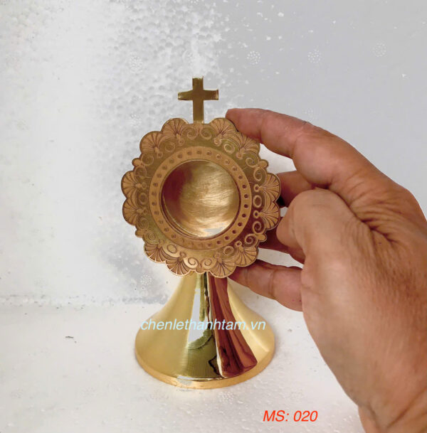 Mặt nhật xương thánh 15 cm   - MN020