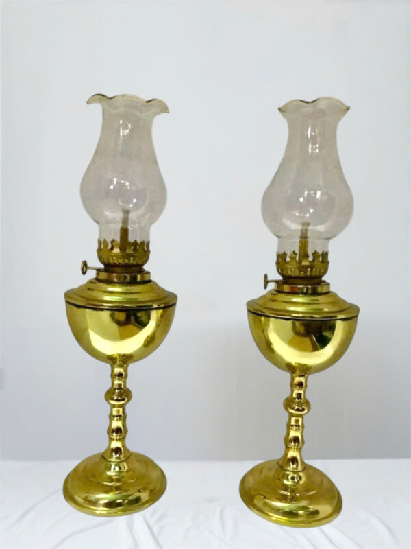 Đèn Thờ đốt dầu bằng Đồng Vàng bóng Cao 25 cm