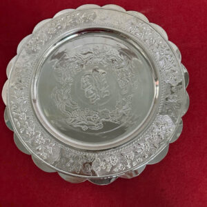 Đĩa đồng chạm hoa văn mạ bạc 29 cm